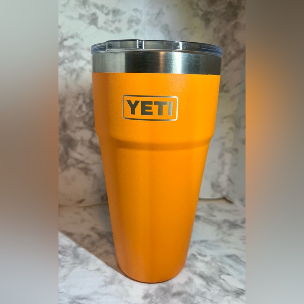 YETI Bright Orange Travel Mug Tumbler with Straw Lid
